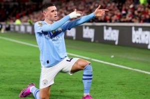  德布劳内伤愈复出，助攻帽子戏助曼城大胜  